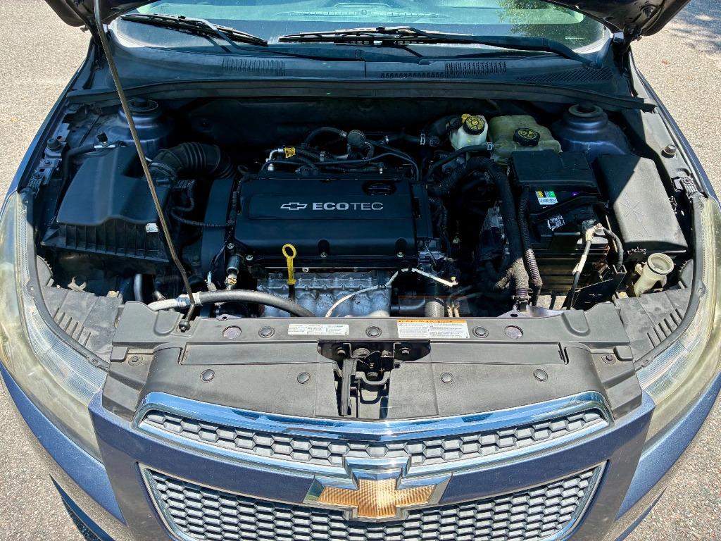 2014 Chevrolet Cruze LS - Photo 7